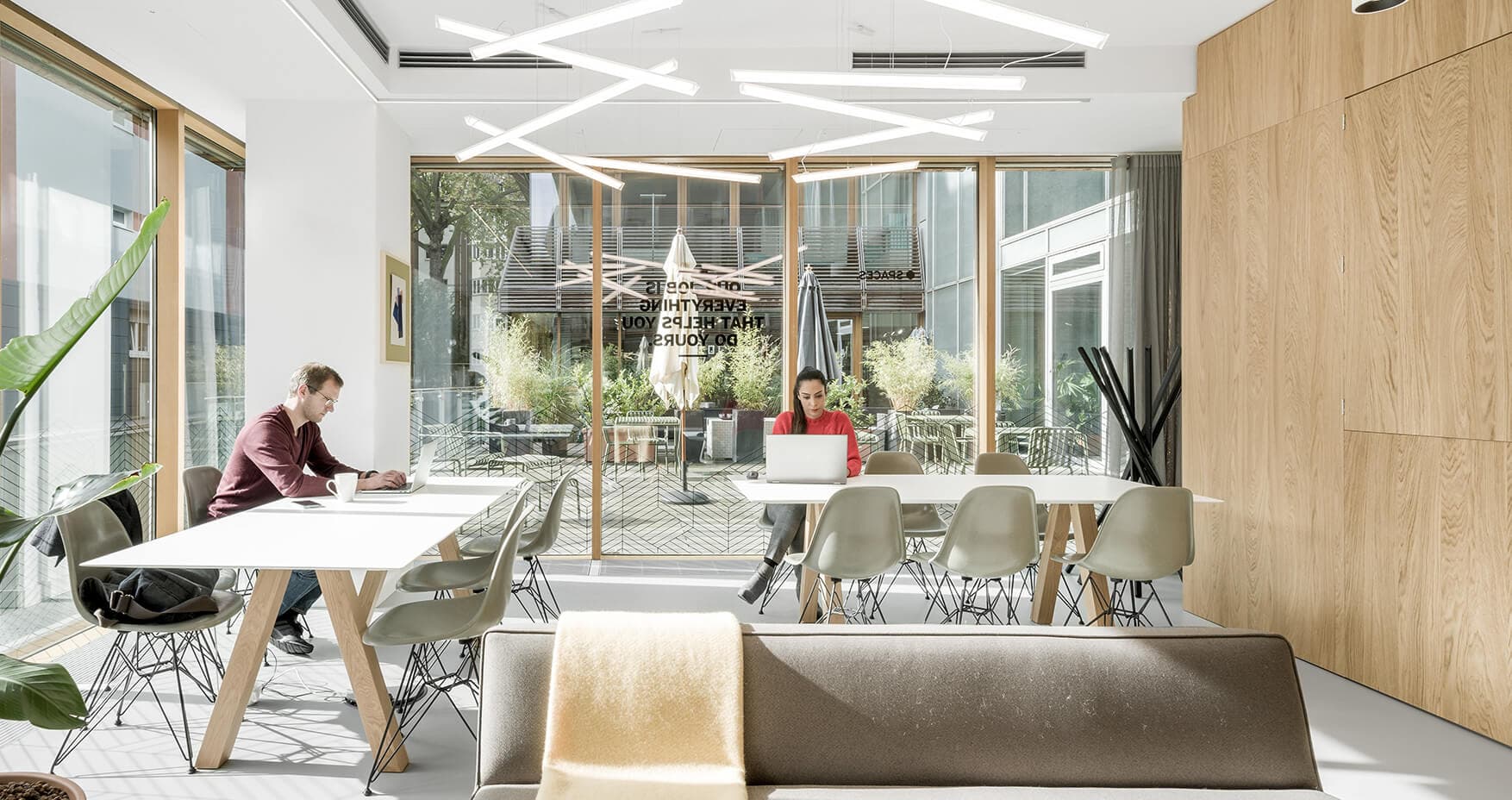 Spaces Düsseldorf Kennedydamm 4