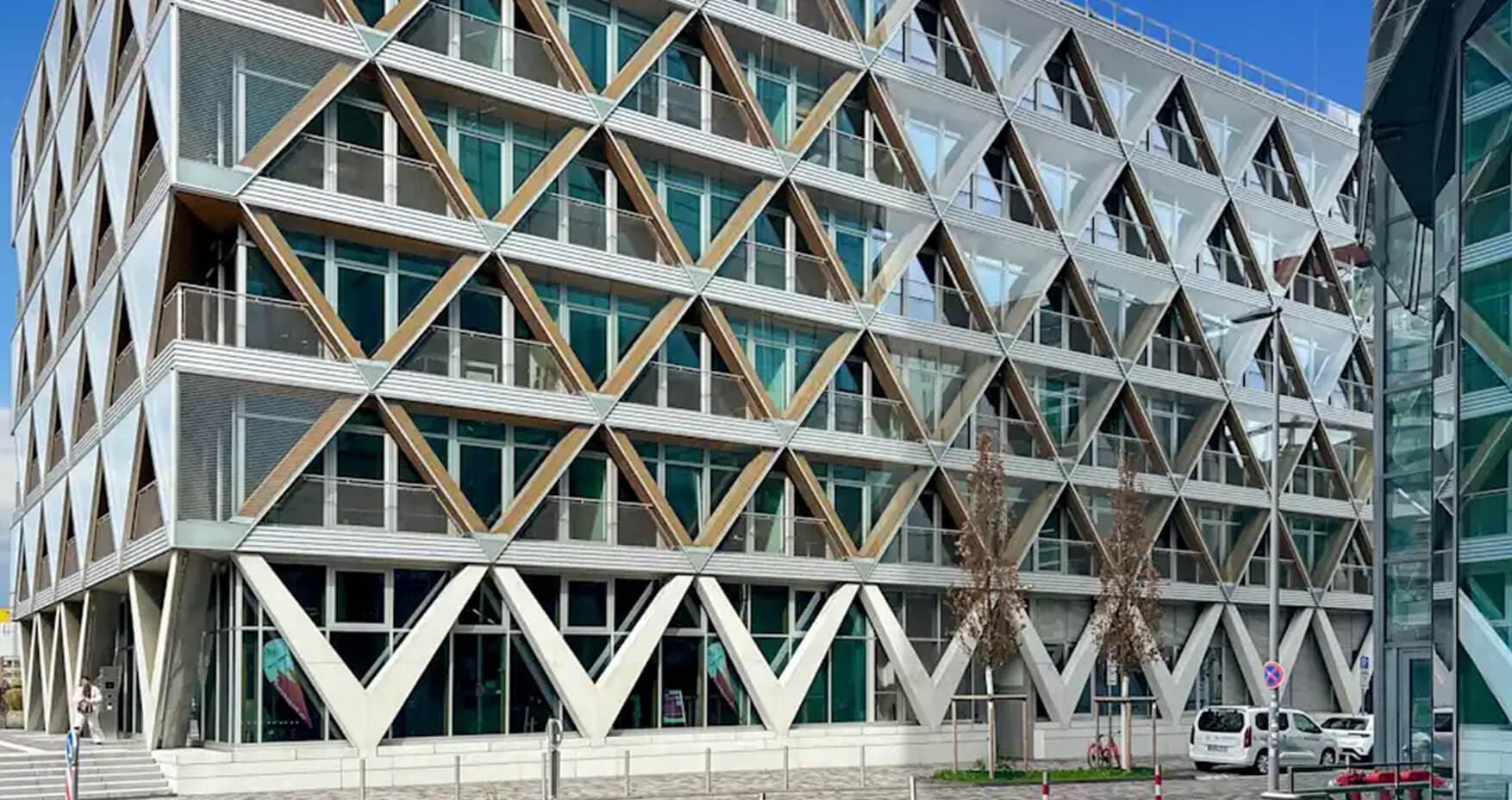 Spaces Düsseldorf The Cradle 2