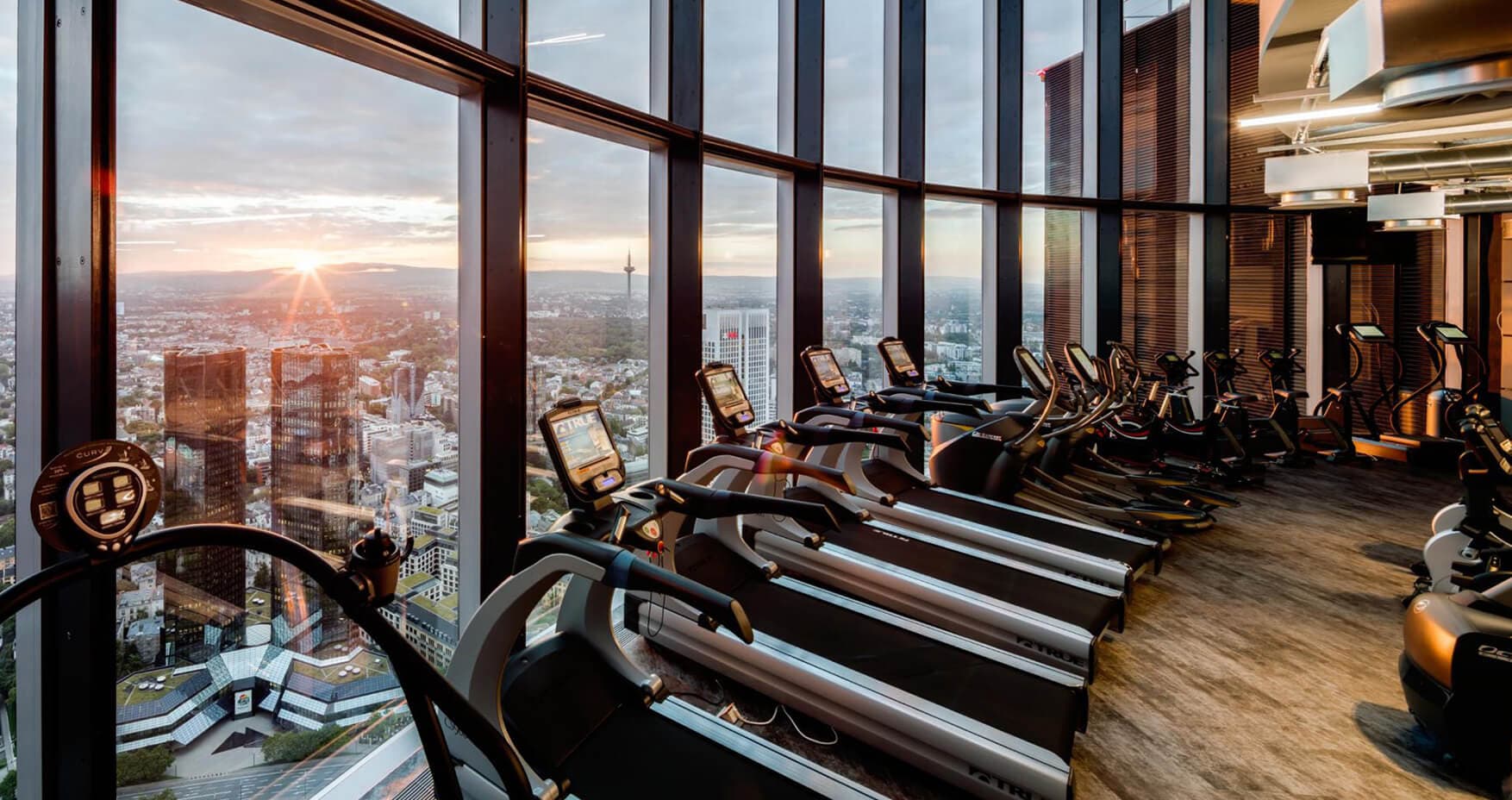 K-1 BusinessClub MainTower Foto 3